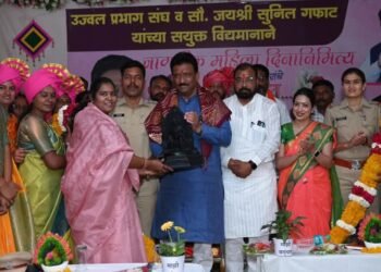 आंजी (मोठी) उज्वल प्रभात संघ व जयश्री सुनील गफाट यांच्या विद्यमाने महिला दिन व विविध विकास कामांचे लोकार्पण संपन्न.