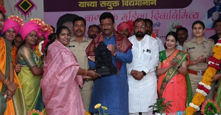 आंजी (मोठी) उज्वल प्रभात संघ व जयश्री सुनील गफाट यांच्या विद्यमाने महिला दिन व विविध विकास कामांचे लोकार्पण संपन्न.