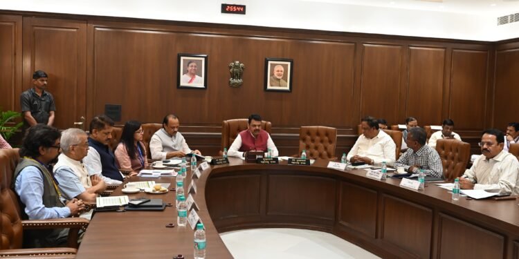 महाराष्ट्र भूषण पुरस्कार २०२४’ लवकरच जाहीर करणार : मुख्यमंत्री देवेंद्र फडणवीस.