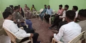 आज गडचिरोली येथील ग्रामसेवक भवन येथे ग्राम साधन व्यक्तीचीं बैठक.