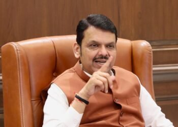 गडचिरोलीतील मानवावरील वाघांचे हल्ले रोखण्यासाठी तीन महिन्यात आराखडा तयार करा.