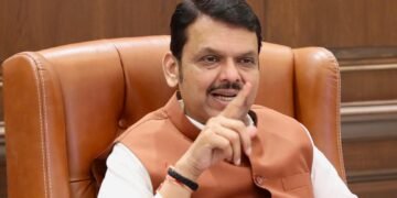 गडचिरोलीतील मानवावरील वाघांचे हल्ले रोखण्यासाठी तीन महिन्यात आराखडा तयार करा.