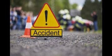 हिंगणघाट: कॉन्ट्रॅक्ट दाराने रस्त्यावर दोर बांधून ठेवल्याने 18 वर्षीय तरुणाचा जागीच मृत्यू, हत्येचा गुन्हा दाखल करण्याची मागणी.