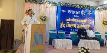 शिवरायांनी आम्हास शिकवले प्रत्येक धर्माचा आदर करणे हीच भारतीय संस्कृती आहे. ईद मिलन संमेलनात माजी नगराध्यक्ष अरुण धोटे यांचं प्रतिपादन.