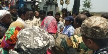 भिमरगुडा येथील वनजमिनीवरील अतिक्रमण हटविण्याची कारवाई तूर्तास स्थगित.