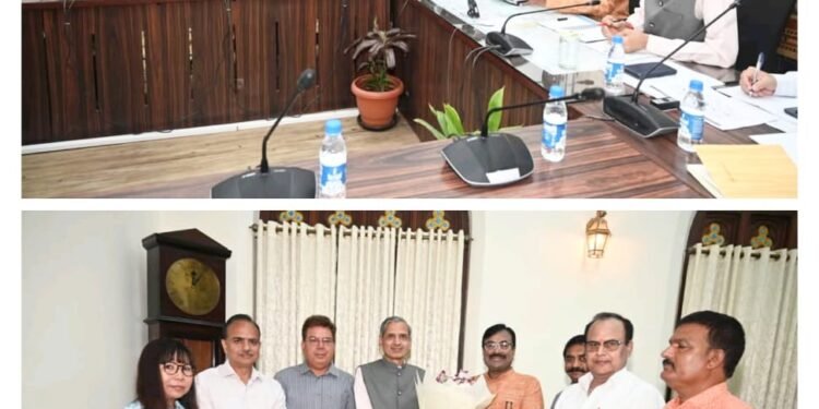 बल्लारशाह चंद्रपुर रेलभूमि अतिक्रमण को लेकर विधायक सुधीर मुनगंटीवार की जी एम मध्य रेलवे मुंबई के साथ सकारात्मक बैठक.