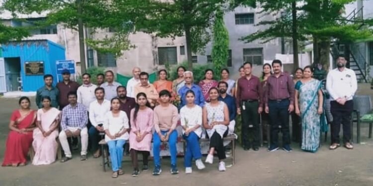 जवाहर कन्या माध्यमिक व उच्च माध्यमिक विद्यालयातील विद्यार्थ्यांनी एसएससी परीक्षेत मारली बाजी.