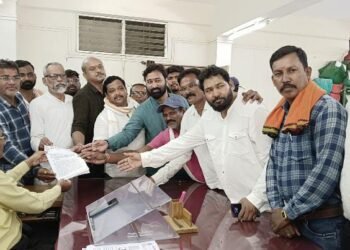 वना नदीतून अवैध रेती उपसा वर राष्ट्रवादी काँग्रेस आक्रमक.