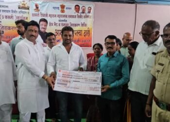 श्री छत्रपती शिवाजी महाराज महाराजस्व समाधान शिबीर उपक्रमाच्या माध्यमातून आमदार आपल्या दारी उपक्रम.