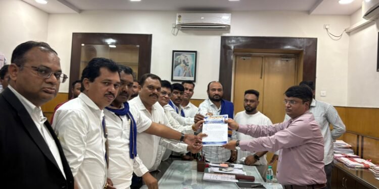 आझाद समाज पार्टी (कांशीराम) जिल्हा नागपूर तर्फे जिल्हाधिकारी नागपूर यांना निवेदन.