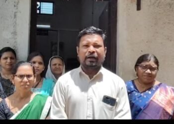 बल्लारपूर वंचित बहुजन महिला आघाडीचा महाराष्ट्र जीवन प्राधिकरण कार्यालयावर भेट.