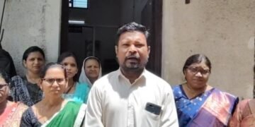 बल्लारपूर वंचित बहुजन महिला आघाडीचा  महाराष्ट्र जीवन प्राधिकरण कार्यालयावर  भेट.