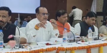 प्रवाशांच्या आरोग्य व सुरक्षेसाठी नागपूर विभागाची बेकायदेशीर विक्रेत्यांविरुद्ध कठोर कारवाई.