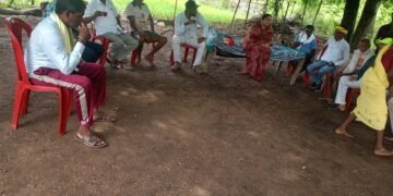 अहेरी तालुक्यातील अति दुर्गम भागात कुर्ता गावाला डॉ,मिताली ताई हर्षवर्धन बाबा आत्राम यांची भेट.