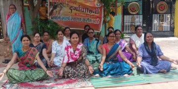 समाजसेविका संगीता ठलाल यांच्या नेतृत्वात विश्व हिंदू परिषद तालुका  मातृशक्तीच्या वतीने योग दिन साजरा.