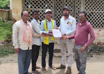 हातपंप देखभाल दुरुस्ती कंत्राटी कर्मचाऱ्यांना स्थायी सेवेत सामावून घ्या. राष्टीय मानवधिकारी संघटनेचे विदर्भ अध्यक्ष जावेद अली निवेदनातून मागणी.