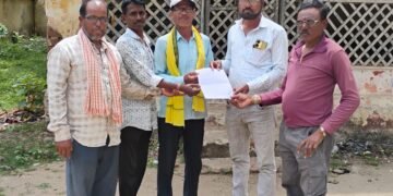 हातपंप देखभाल दुरुस्ती कंत्राटी कर्मचाऱ्यांना स्थायी सेवेत सामावून घ्या. राष्टीय मानवधिकारी संघटनेचे विदर्भ अध्यक्ष जावेद अली निवेदनातून मागणी.