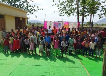 एकल प्रणाम  एकल अभियान द्वारा आलपल्ली अंचल में अंतरराष्ट्रीय योग दिन कार्यक्रम संपन्न.