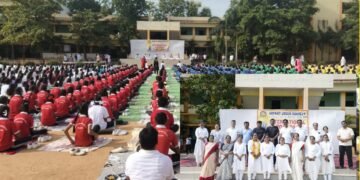 इन्फंट काँन्व्हेंट राजुरा येथे योग दिन उत्साहात: माजी आमदार सुभाष थोटेंच्या हस्ते उद्घाटन.