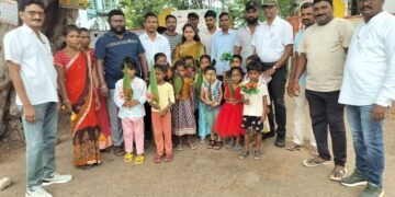 राजाराम येथील जिल्हा परिषद केंद्र शाळेत नवागत विध्यार्थ्यांचे मोठया उत्सहात स्वागत.