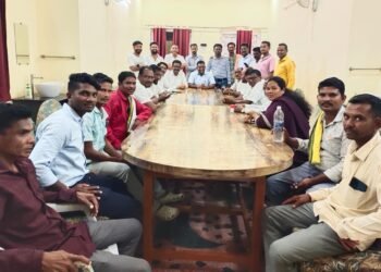 जिल्हा परिषद व पंचायत समिती निवडणुकीच्या पार्श्वभूमीवर आलापल्लीमध्ये महत्त्वपूर्ण बैठक.