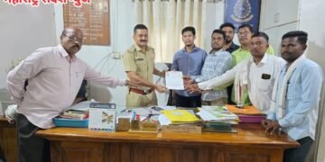 युवक काँग्रेसचे वनपरिक्षेत्र अधिकाऱ्यांना निवेदन, वन्यप्राण्यांमुळे नुकसानग्रस्त शेतकऱ्यांना तातडीने नुकसान भरपाई द्या: शंतनु धोटे.