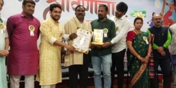 निर्भिड व कर्तव्यदक्ष पत्रकार युवराज मेश्राम यांचा महाराष्ट्र रत्न गौरव पुरस्कार सन्मानाने पुरस्कृत.