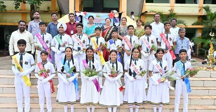 इन्फंट जीजस इंग्लिश हायस्कूल राजुरा येथे विद्यार्थ्यांच्या शालेय मंत्रिमंडळाचा पदग्रहण सोहळा थाटात संपन्न.