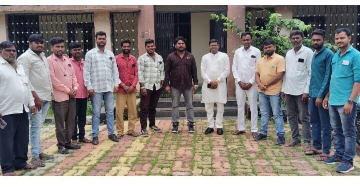 परतूर येथे वंचित बहुजन आघाडीची पंचायत समिती व जिल्हा परिषद निवडणूक संदर्भात आढावा बैठक संपन्न.