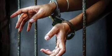 अवैध रेती माफिया शाकेत डंभारे ने केली सामान्य व्यक्तीची फसवणूक, गांजा तस्करीचे खोटा आरोप, पण असे फुटले बिंग.