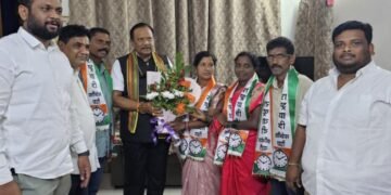 सिरोंचा येथे राष्ट्रवादी काँग्रेस (शरद पवार गट) ला मोठा धक्का; अजित पवार गटात नगरसेविकांचा प्रवेश.