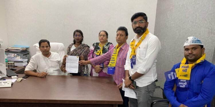 बल्लारपूर: प्रशासनाच्या निष्काळजीपणामुळे बुद्धनगर येथील बोअरवेल नागरिकांसाठी धोकादायक; जनतेच्या सुरक्षिततेला गंभीर धोका.