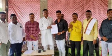 जिवतीतील ८६४९.८०९ हेक्टर जमीन वनक्षेत्रातून वगळण्याचे श्रेय सुभाष धोटे यांचेच: डॉ. अंकुश गोतावळे.