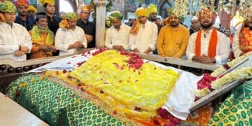 वाकी येथे श्री बाबा ताजुद्दीन औलिया यांचा सहामाही उर्स मोठ्या उत्साहात संपन्न.