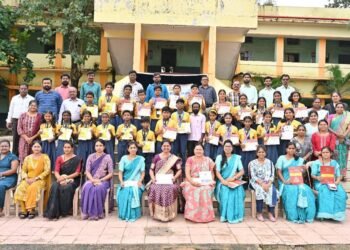 इन्फंट काँन्व्हेंट राजुराच्या विद्यार्थ्यांची ऑलिंपियाड मध्ये ५३ पदकांसह झेप.