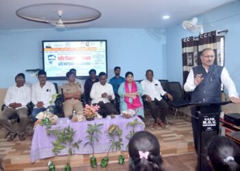 महात्मा गांधी कॉलेज ऑफ सायन्स गडचांदूरमध्ये रोजगार मेळावा संपन्न.