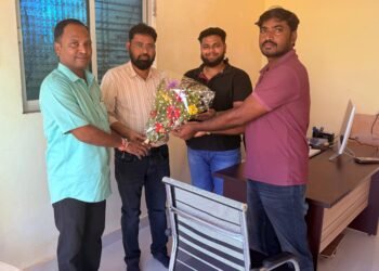 निवृत्तीनंतरही नायब तहसिलदार ‘हमीद’ जनसेवेत कार्यतत्परच.