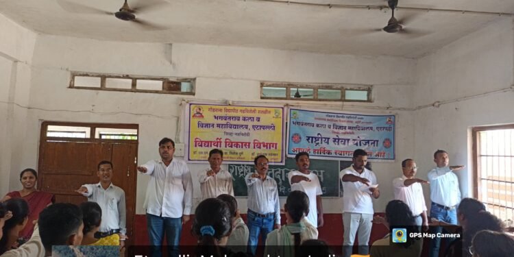 भगवंतराव महाविद्यालयात राष्ट्रीय रक्तदान दिनानिमित्त मार्गदर्शन.