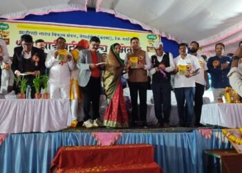 संगीता ठलाल यांच्या “रानभाज्यांच्या जगात” पुस्तकाचे थाटात प्रकाशन.