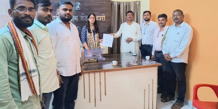 गोंडपिपरी तालुक्यातील ज्वलंत समस्यांवर तात्काळ उपाययोजना करा: माजी आमदार सुभाष धोटे.