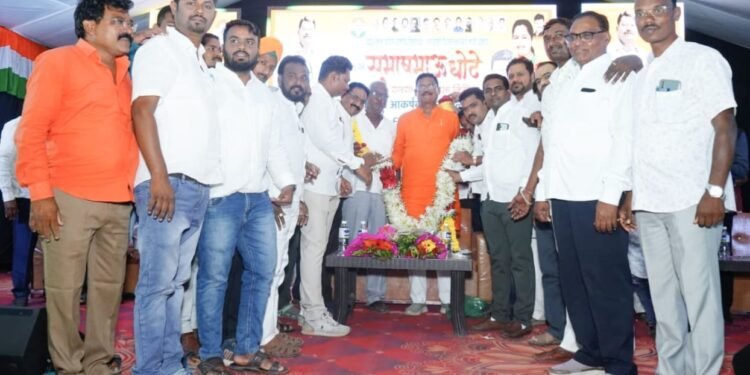 सुभाष धोटेंच्या वाढदिवसानिमित्त महिला मेळावा व सांस्कृतिक कार्यक्रम, कार्यकर्त्यांचा उत्स्फूर्त सहभाग, एकजुटीची भावना दृढ.