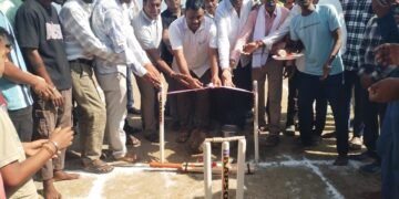 प्रतिस्पर्धी खेळाडूच्या मनात धडकी भरेल असे काम करून मैदान गाजविलेच पाहिजे : काँग्रेसनेते कंकडालवार.