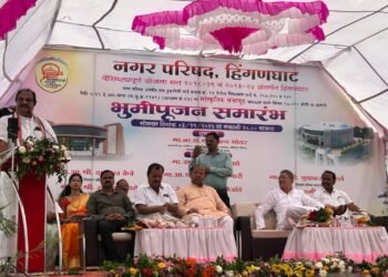 17 कोटी रुपये खर्चातून हिंगणघाट येथे सांस्कृतिक सभागृह नाट्यगृहच्या इमारतीच्या भूमिपूजन.