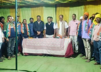 एटापल्लीसह अहेरी मतदारसंघातून काँग्रेस पक्ष प्रवेशाची विजयी मालिका सुरूच.