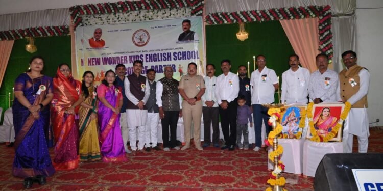 न्यू वंडर किड्स इंग्लिश स्कूल अँड ज्युनिअर कॉलेज परतूरचे स्नेहसंमेलन उत्साहात संपन्न.