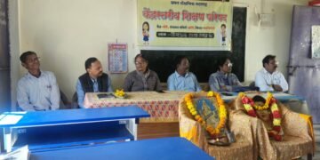 विद्यार्थ्यांमध्ये सकारात्मक शिस्त रूजविणे ही काळाची गरज — केंद्रप्रमुख राजु आत्राम यांचे मार्गदर्शन.