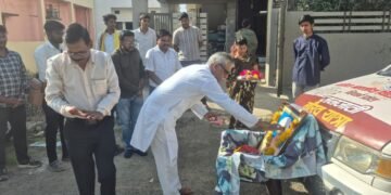 भगवान बिरसा मुंडा जनजाती गौरव  यात्रेचे हिंगणघाट येथे विश्व हिंदू परिषदेतर्फे स्वागत.