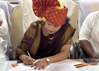 गडचिरोली शहराच्या सर्वांगीण विकासासाठी भारतीय जनता पक्षाने 500 कोटी रुपयांची तरतूद करावी.