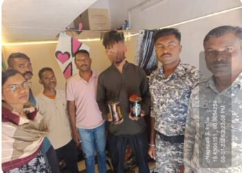 मकर संक्रांतीपूर्वी अहेरी पोलिसांची मोठी धडक कारवाई: आलापल्लीत नायलॉन मांजाच्या विक्रेत्यावर गुन्हा दाखल.