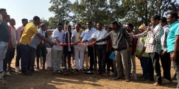 माजी जि.प.अध्यक्ष अजय कंकडालवार व संचालक सैनूजी गोटा यांचे हस्ते कोठी,घोटपाडी,आरेवाडा,तडगाव येथील धान खरेदीला प्रारंभ.